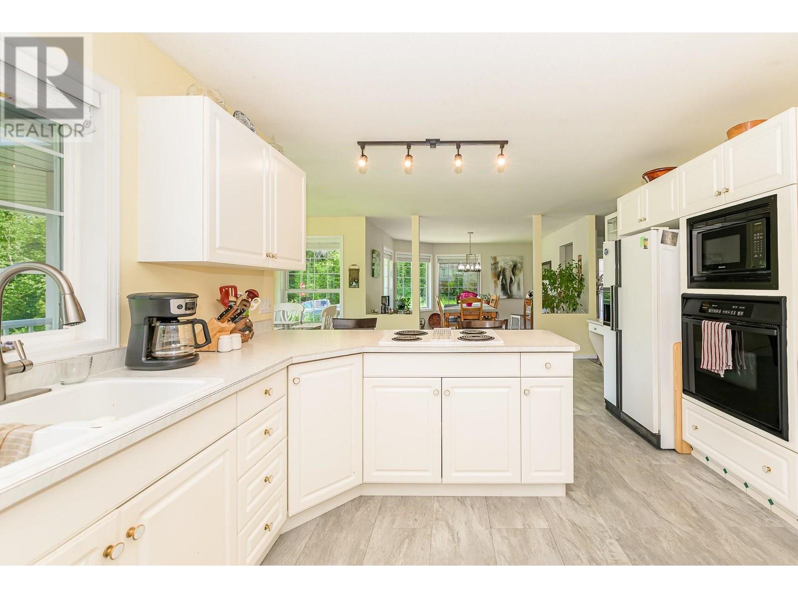 4340 Sederberg Road, Malakwa