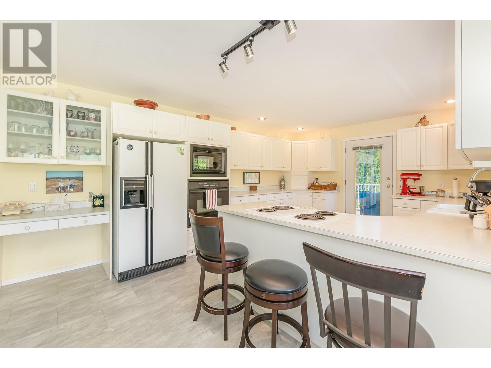 4340 Sederberg Road, Malakwa