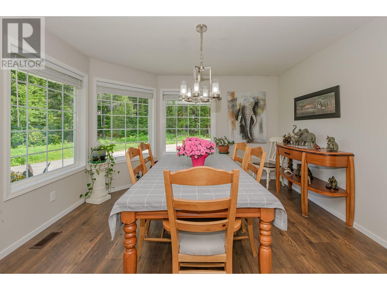 4340 Sederberg Road, Malakwa