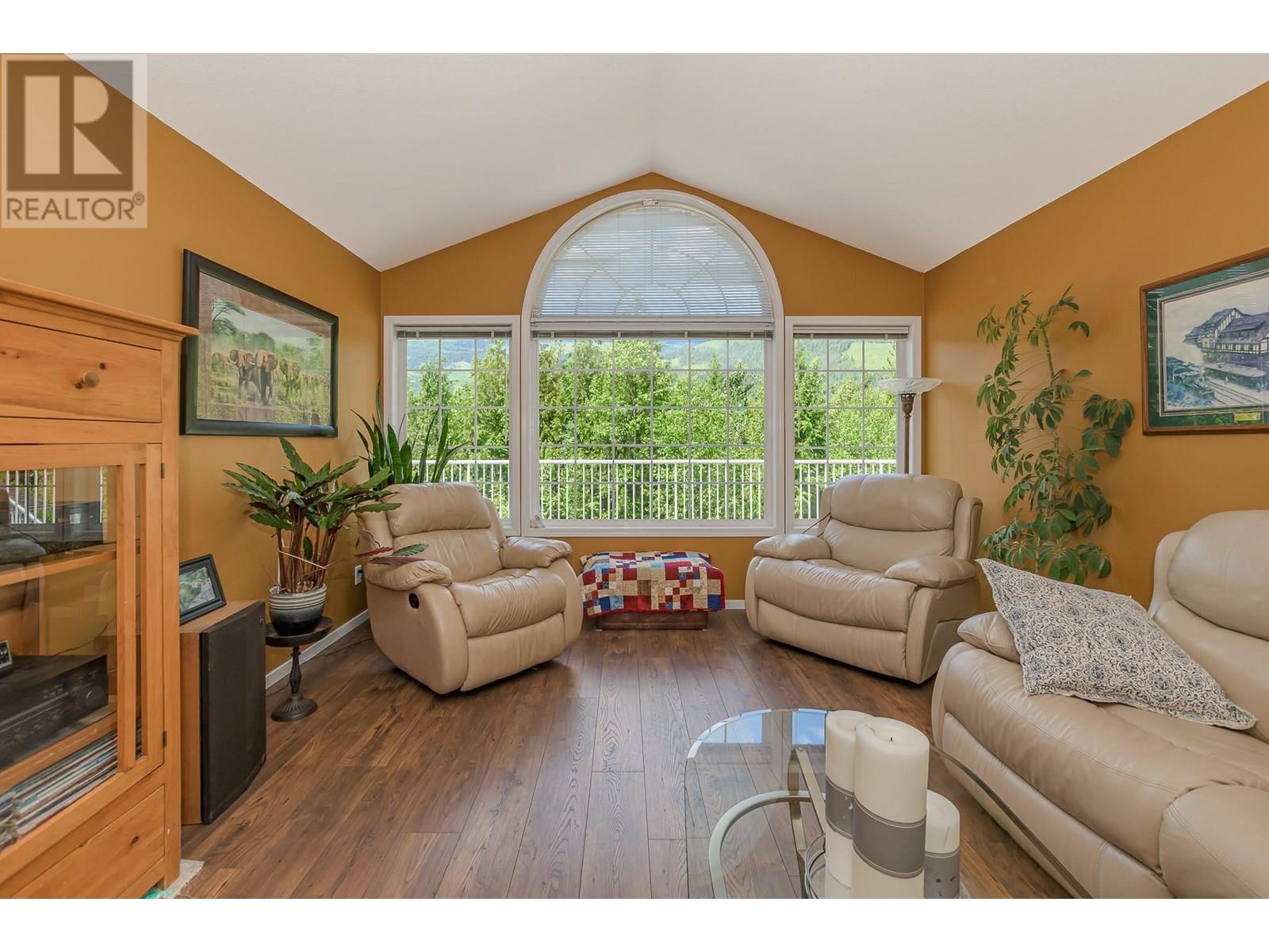 4340 Sederberg Road, Malakwa