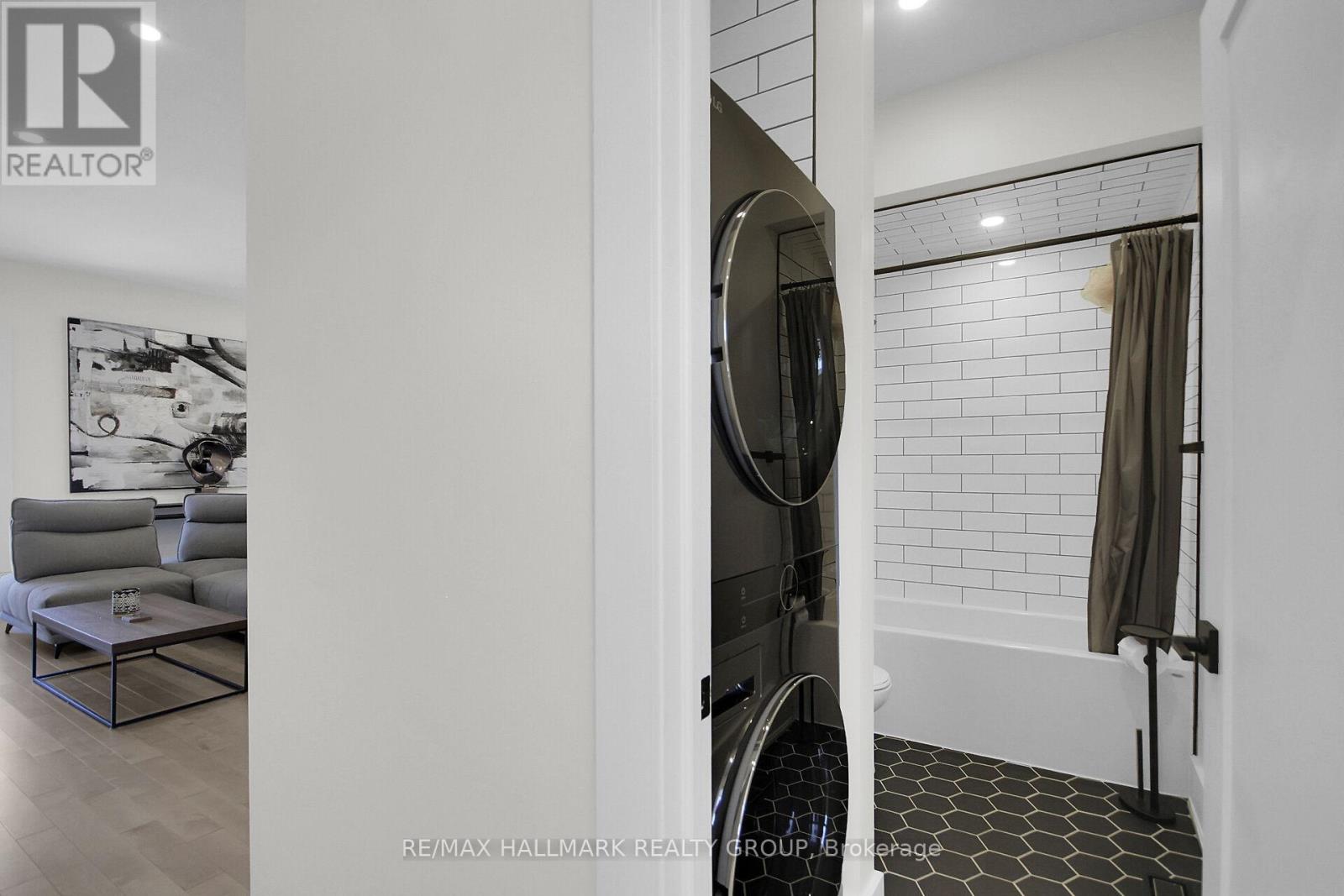 Photo 26 of 128 126 128 Prescott Street, North Grenville ON
