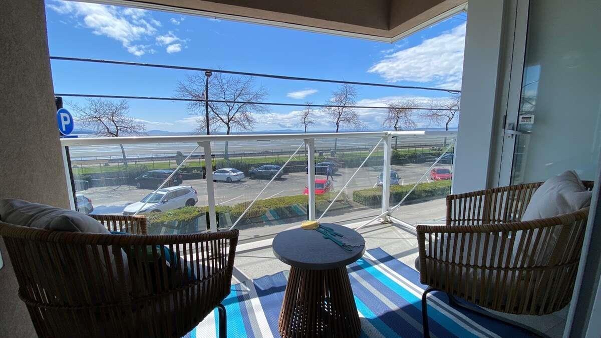 Photo 1 of 206 1119 Vidal Street, White Rock BC