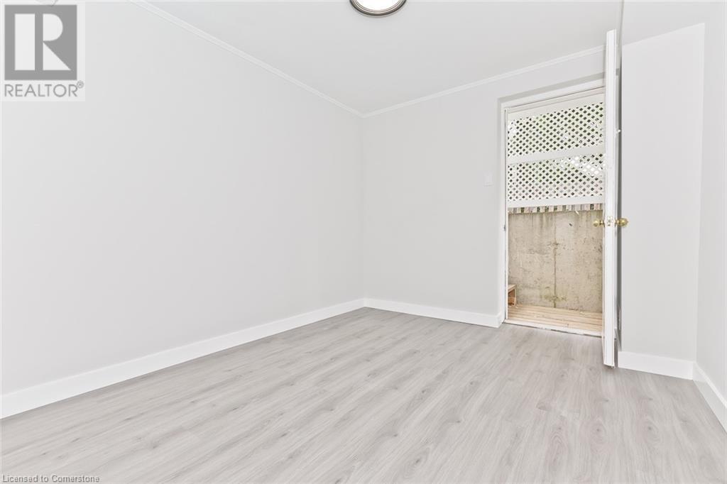 Photo 29 of 504 Pinetree Crescent, Cambridge ON
