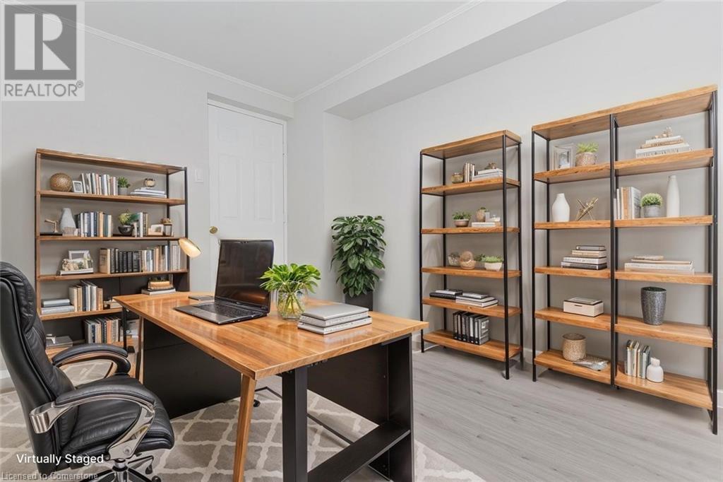 Photo 30 of 504 Pinetree Crescent, Cambridge ON