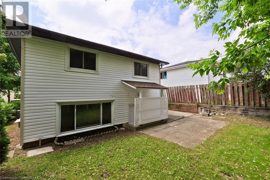 Photo 37 of 504 Pinetree Crescent, Cambridge ON