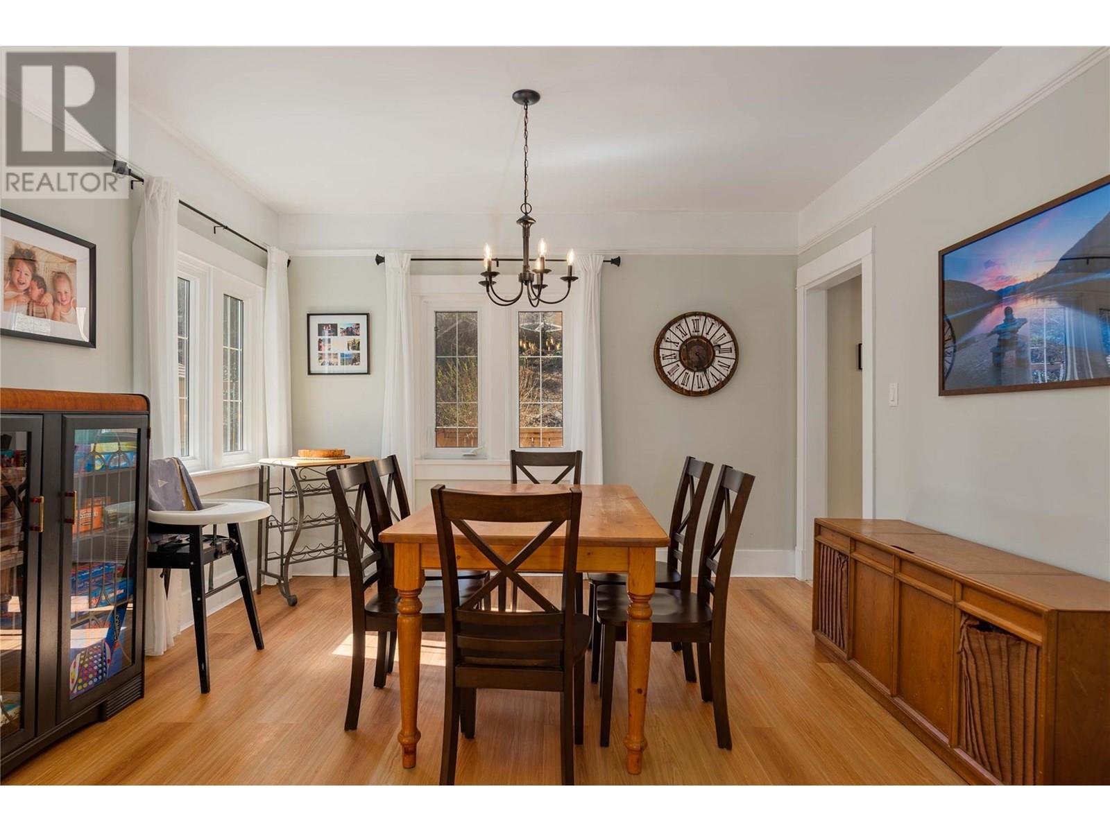 309 RITCHIE Avenue, Trail