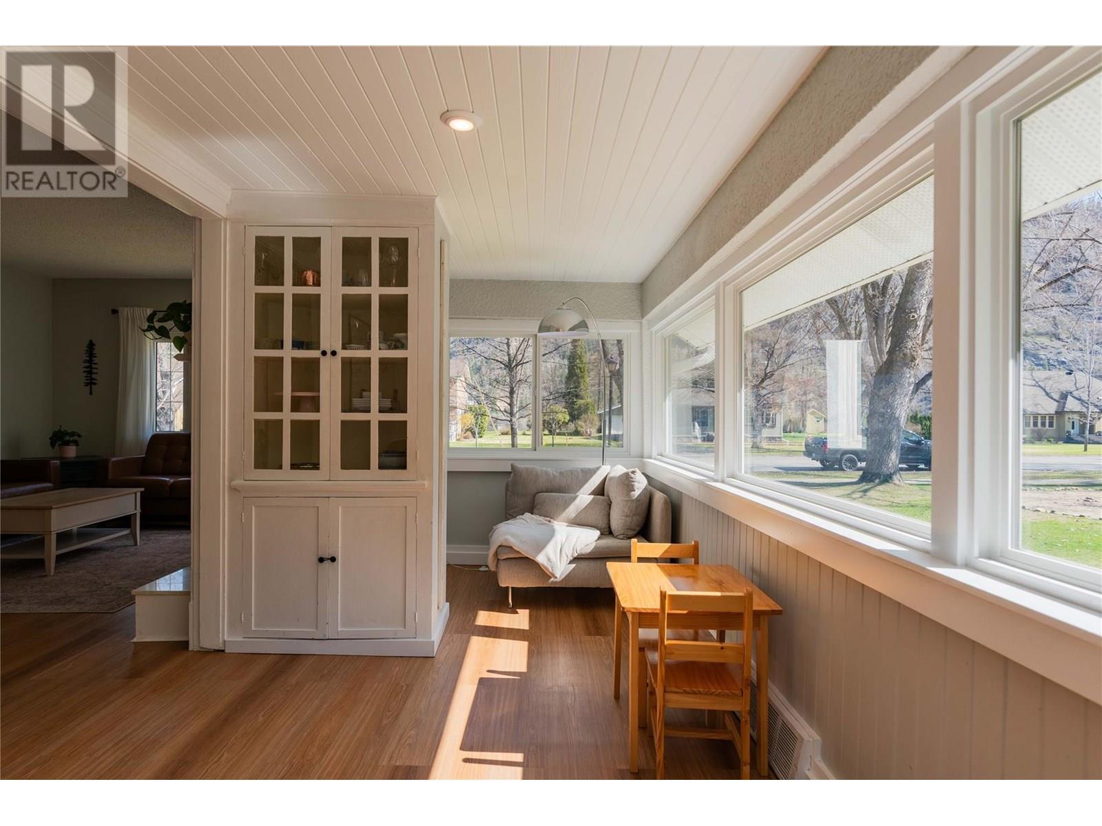 309 RITCHIE Avenue, Trail