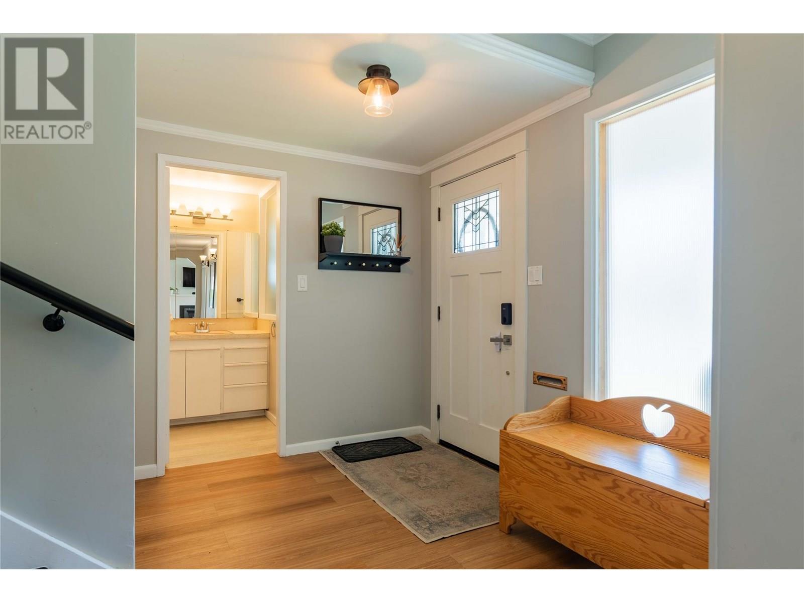 309 RITCHIE Avenue, Trail
