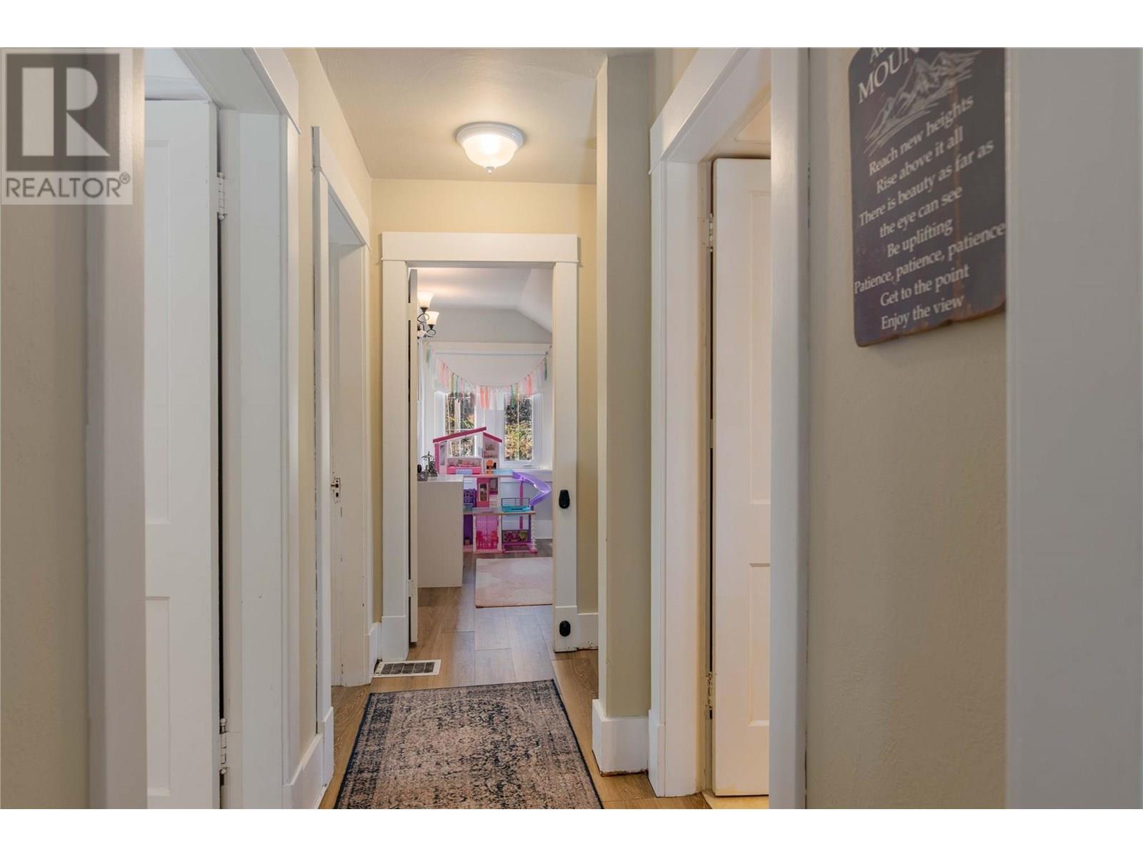 309 RITCHIE Avenue, Trail