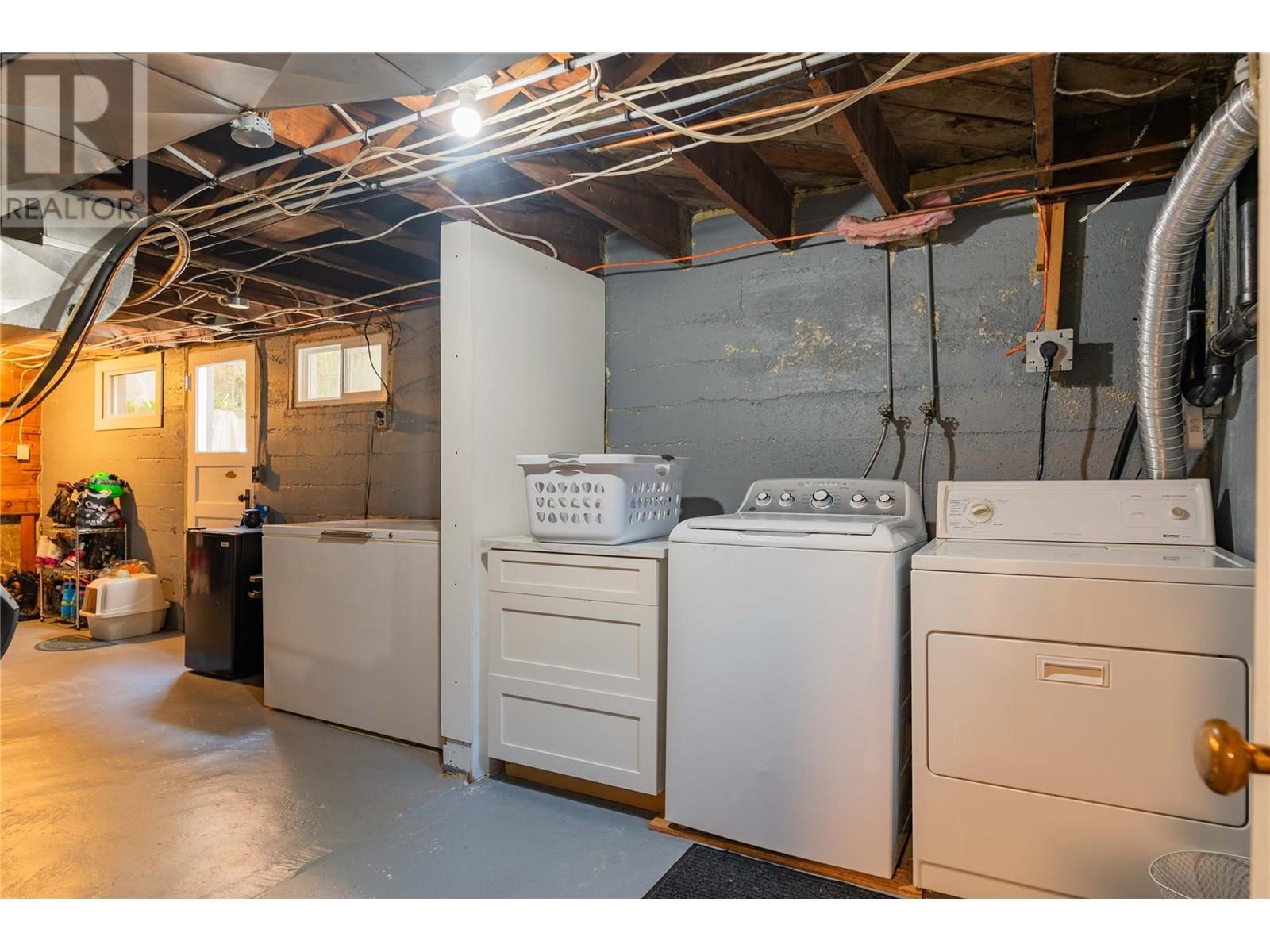309 RITCHIE Avenue, Trail