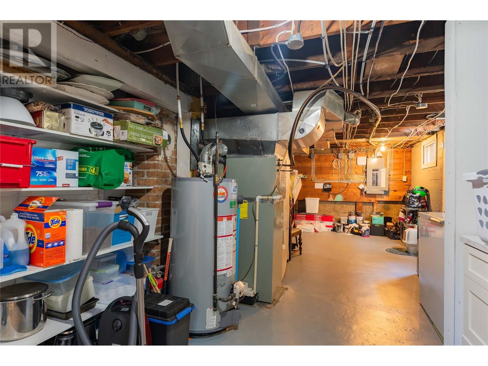 309 RITCHIE Avenue, Trail