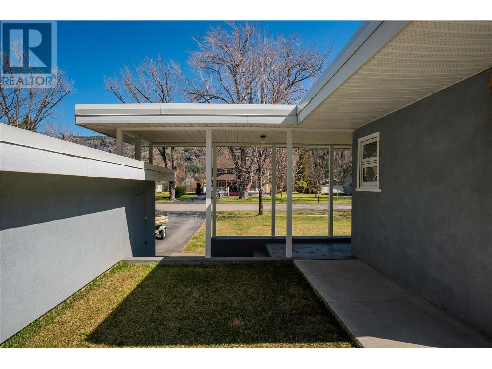 309 RITCHIE Avenue, Trail