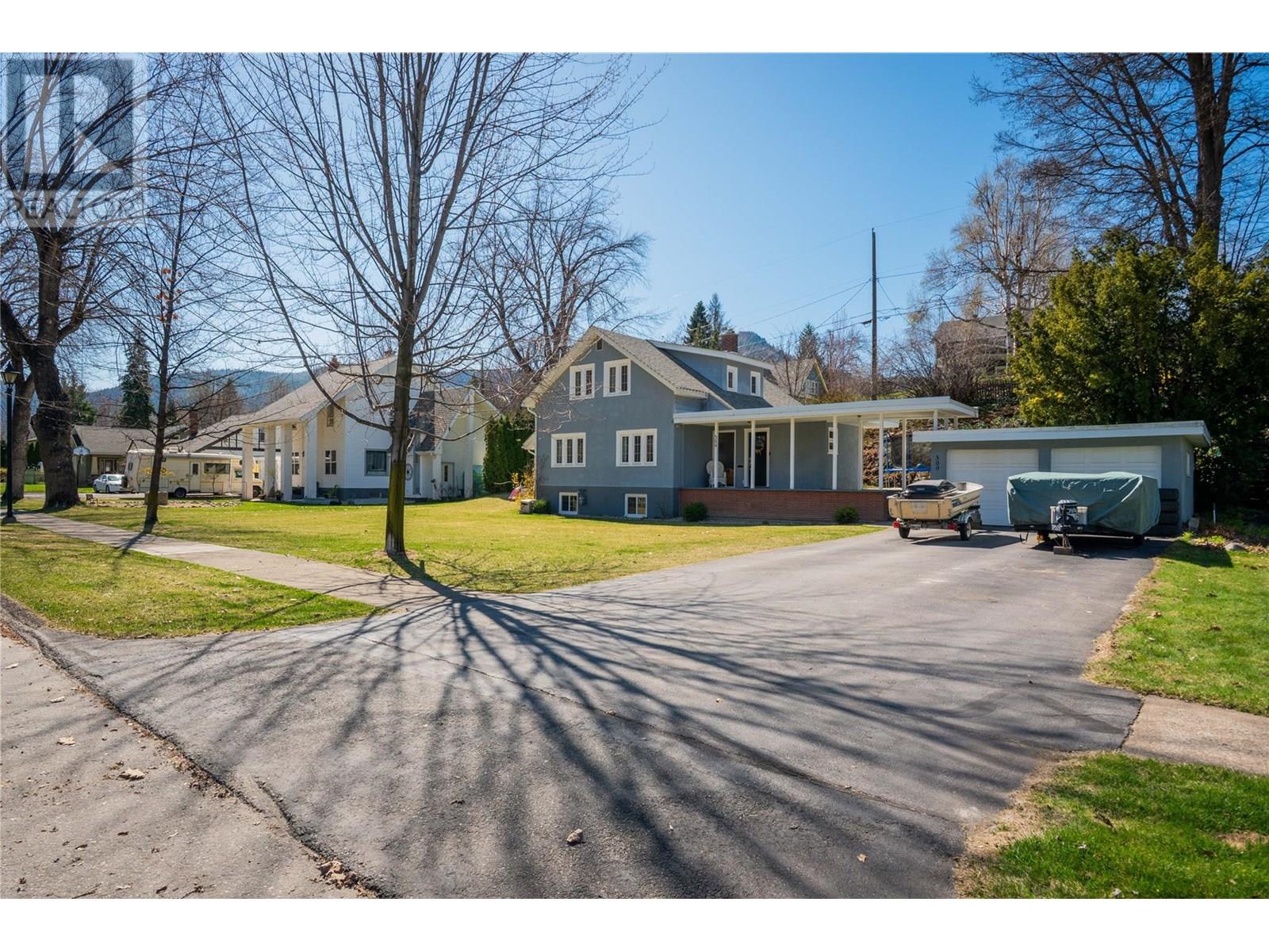309 RITCHIE Avenue, Trail