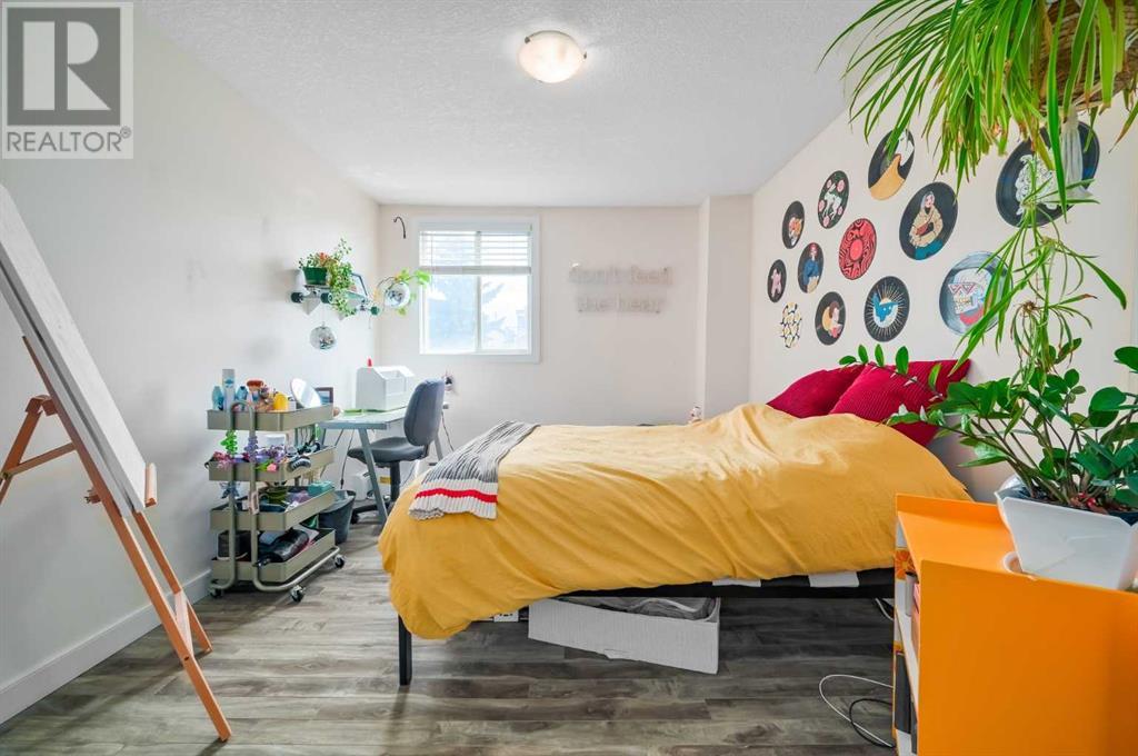 Single Family House for Sale in   B Street SW Bankview Calgary 