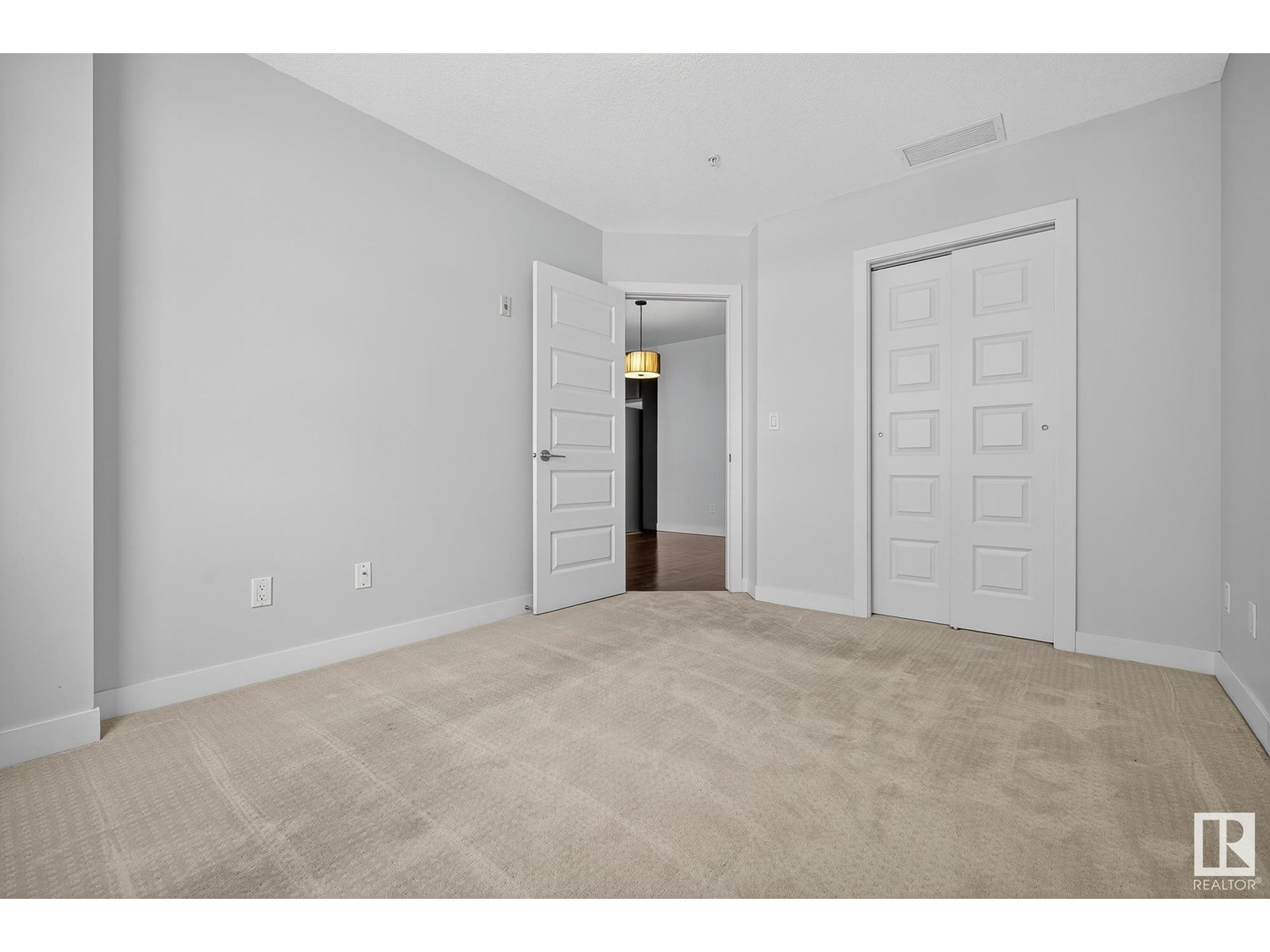 Photo 19 of 613 5151 Windermere Bv Sw, Edmonton AB