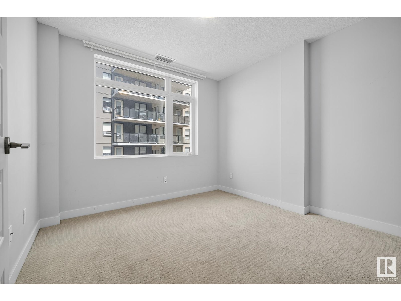 Photo 22 of 613 5151 Windermere Bv Sw, Edmonton AB
