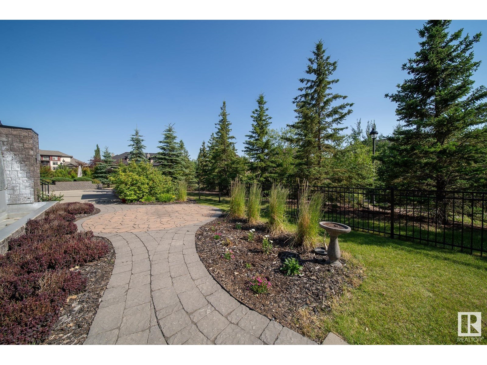 Photo 26 of 613 5151 Windermere Bv Sw, Edmonton AB
