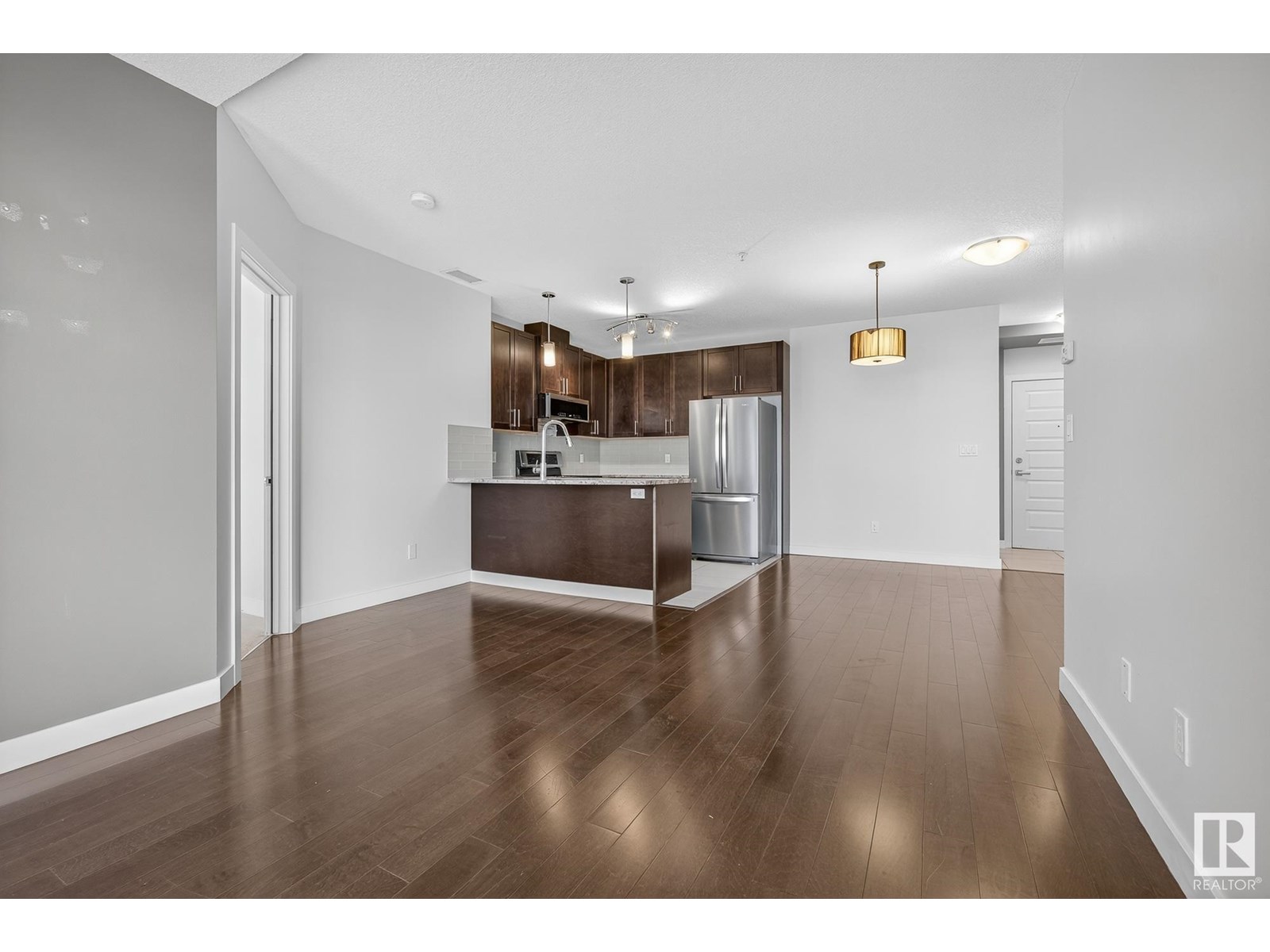 Photo 6 of 613 5151 Windermere Bv Sw, Edmonton AB