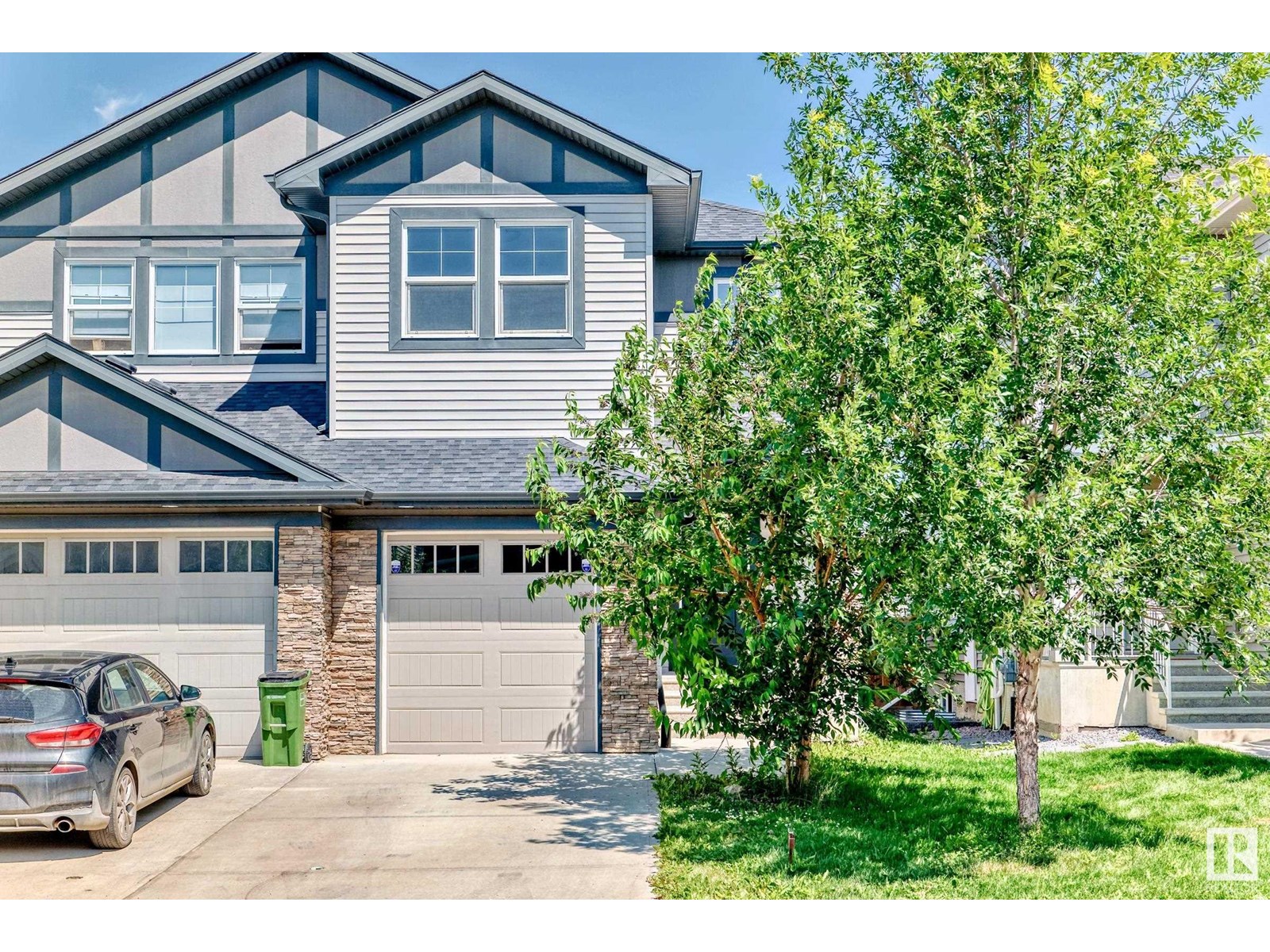 Photo 2 of 8579 Cushing Pl Sw, Edmonton AB
