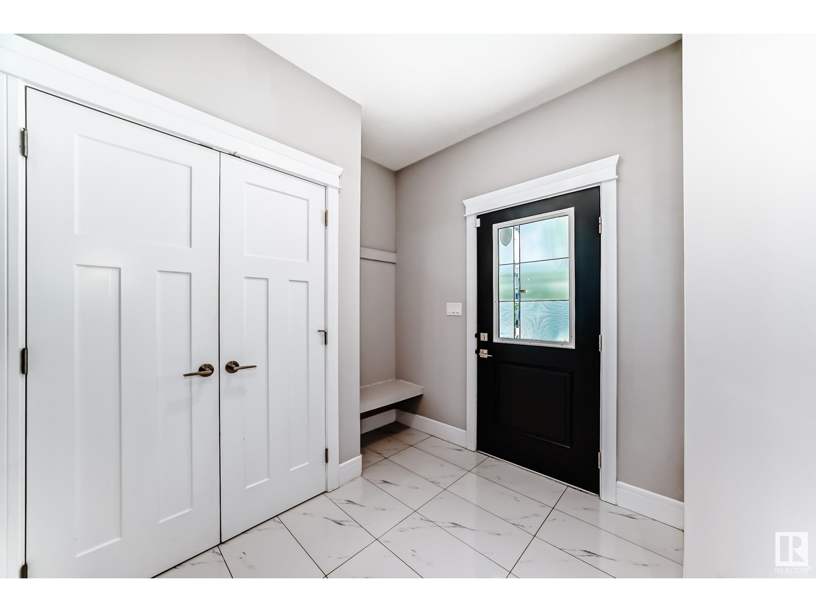 Photo 4 of 8579 Cushing Pl Sw, Edmonton AB