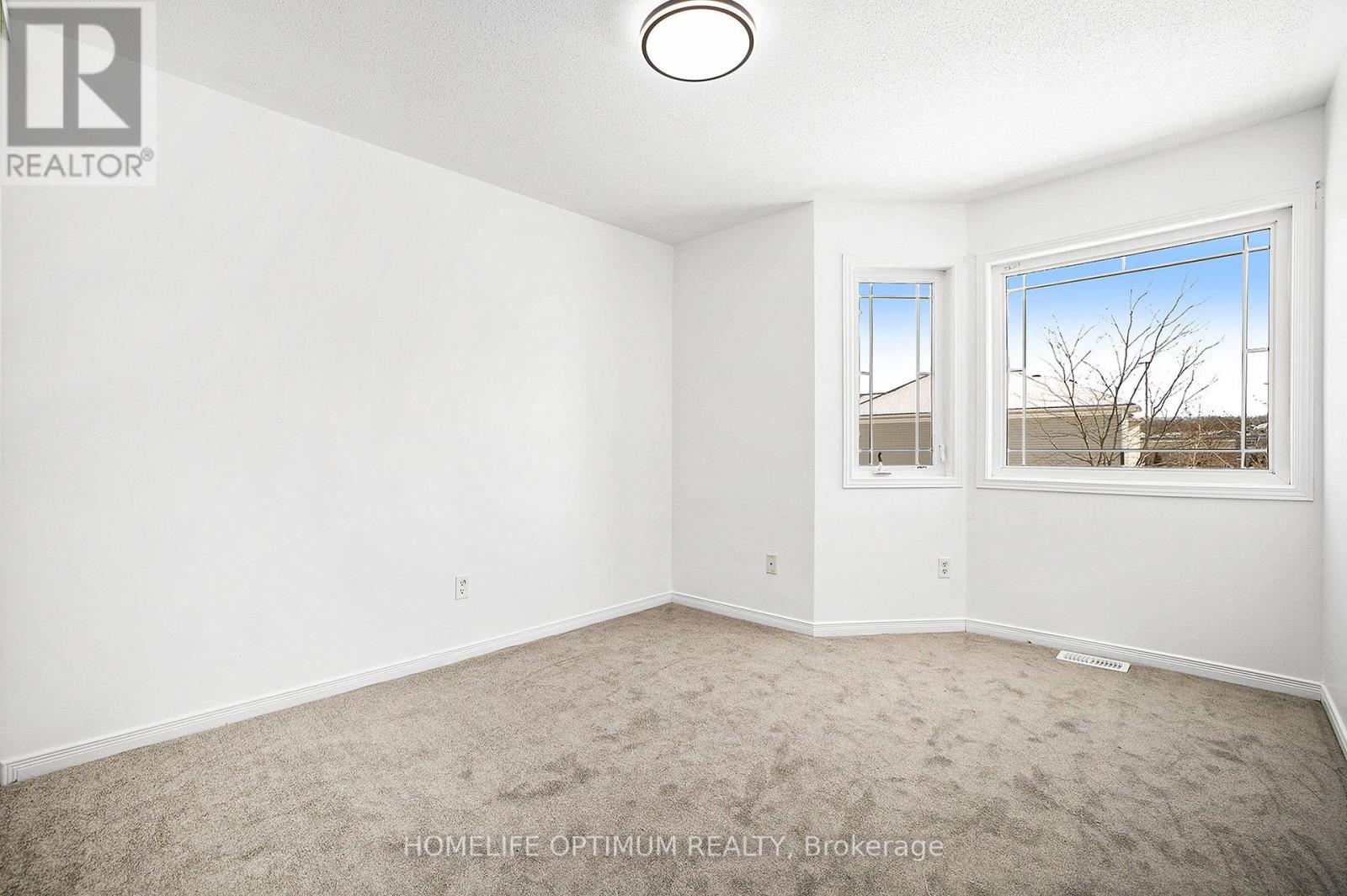 Photo 19 of 863 Taradale Drive, Ottawa ON