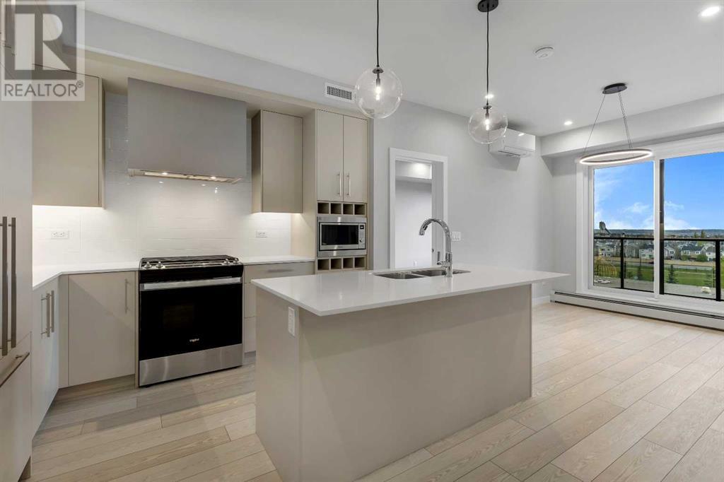 Single Family House for Sale in   broadcast Avenue SW West Springs Calgary 