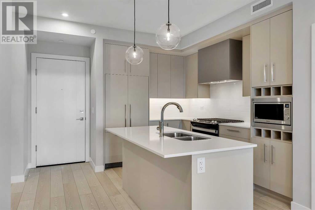 Single Family House for Sale in   broadcast Avenue SW West Springs Calgary 