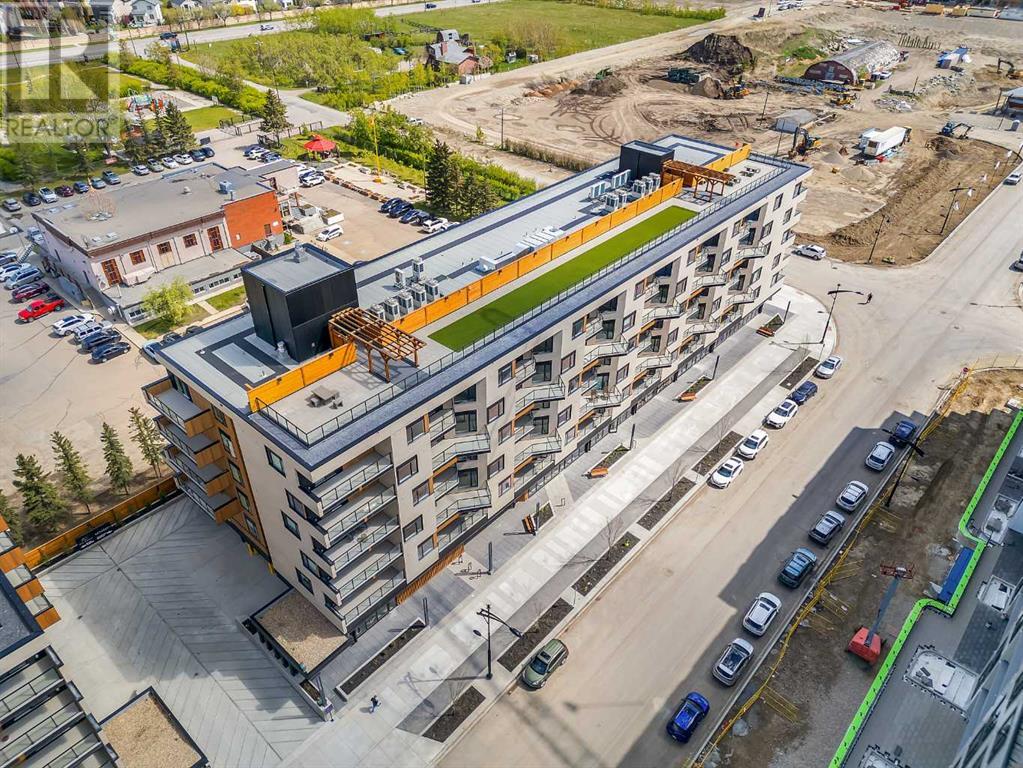 Single Family House for Sale in   broadcast Avenue SW West Springs Calgary 