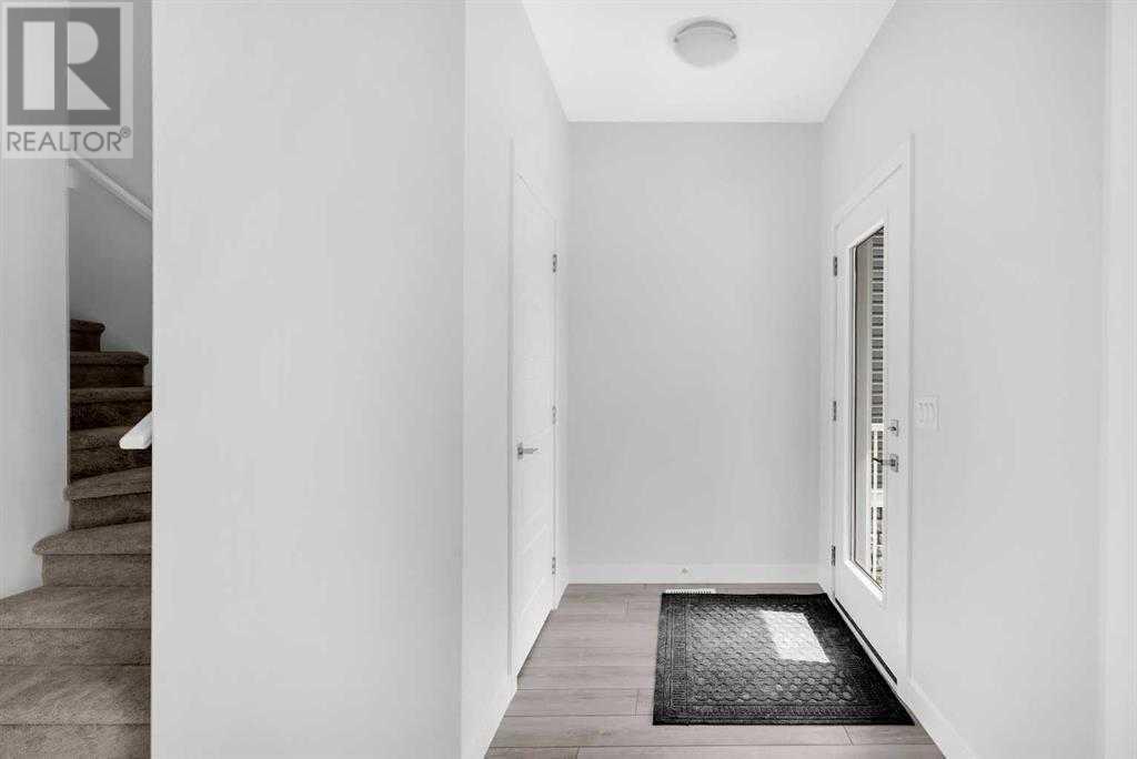 Single Family House for Sale in  Amblefield Avenue NW Moraine Calgary 