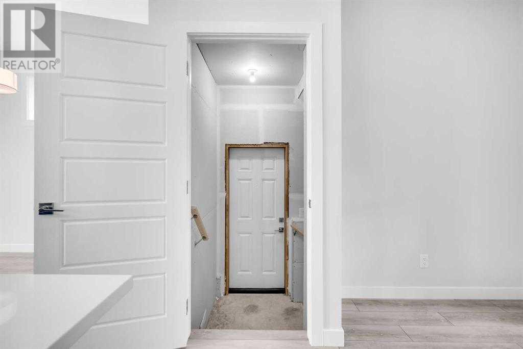 Single Family House for Sale in  Amblefield Avenue NW Moraine Calgary 