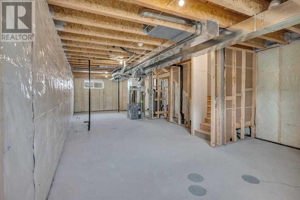 Single Family House for Sale in  Amblefield Avenue NW Moraine Calgary 