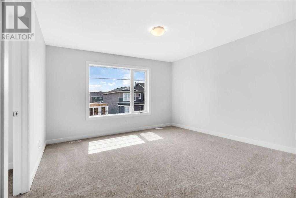 Single Family House for Sale in  Amblefield Avenue NW Moraine Calgary 