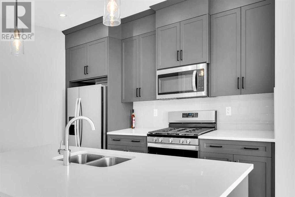 Single Family House for Sale in  Amblefield Avenue NW Moraine Calgary 