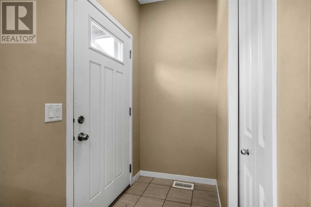 Single Family House for Sale in  Copperpond Rise SE Copperfield Calgary 