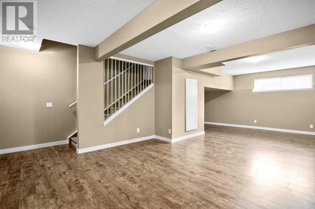 Single Family House for Sale in  Copperpond Rise SE Copperfield Calgary 