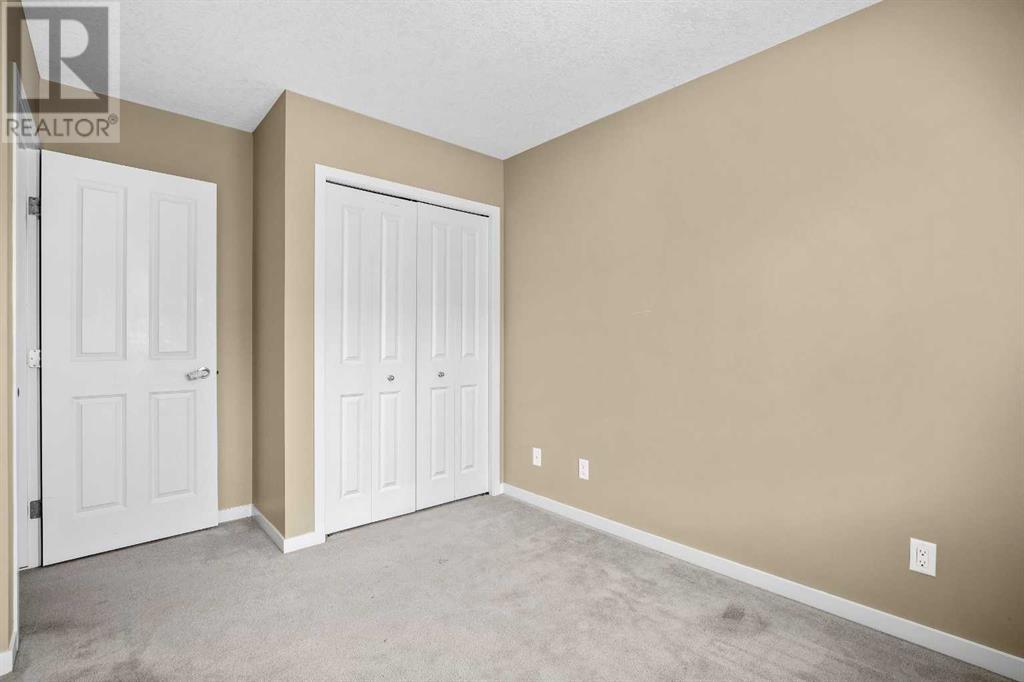 Single Family House for Sale in  Copperpond Rise SE Copperfield Calgary 