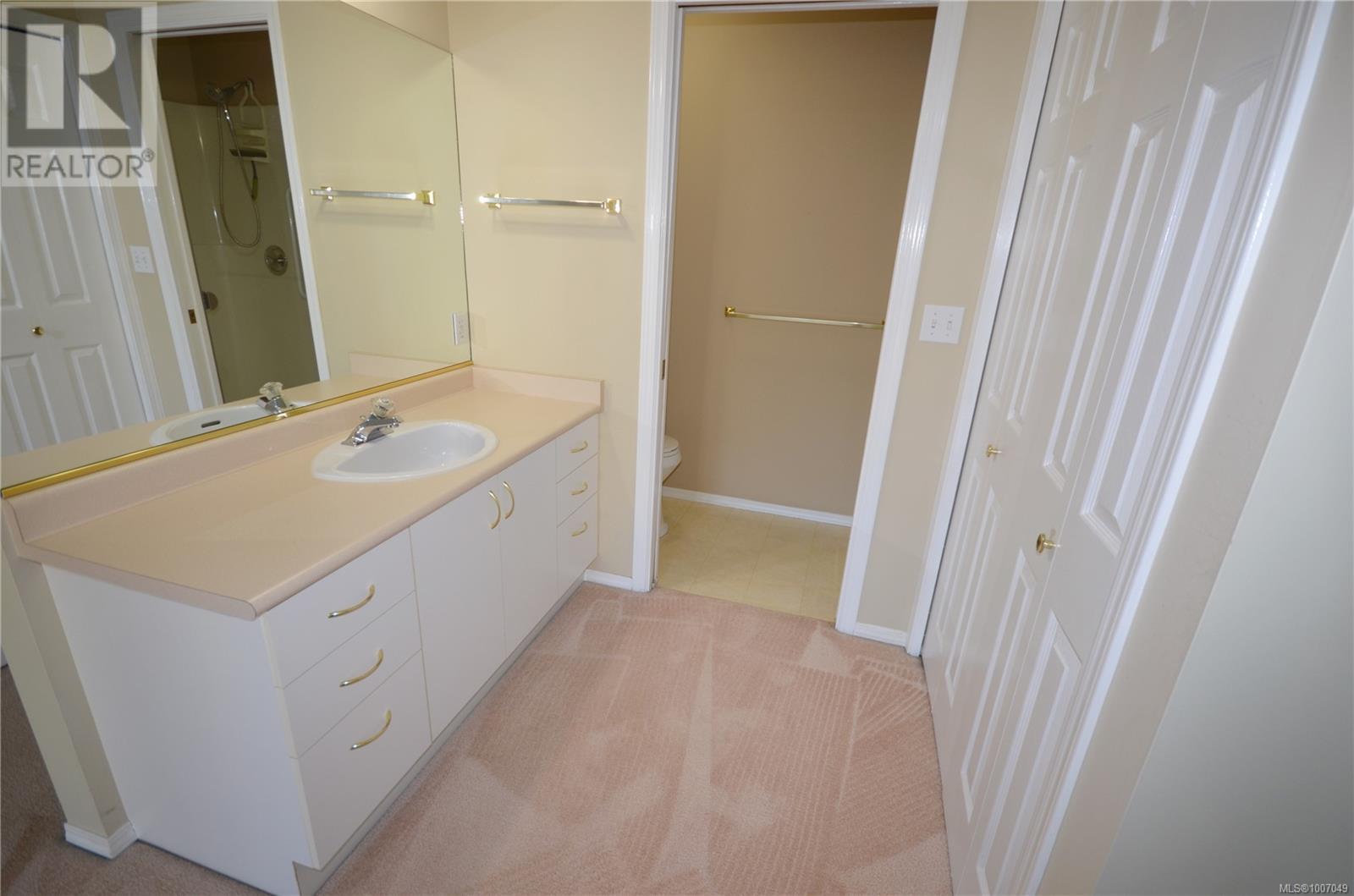 Photo 14 of 147 Ocean Walk Dr, Nanaimo BC