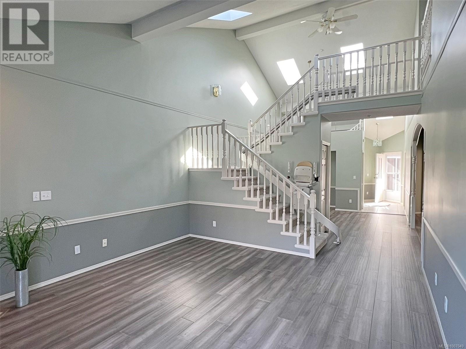 Photo 6 of 147 Ocean Walk Dr, Nanaimo BC