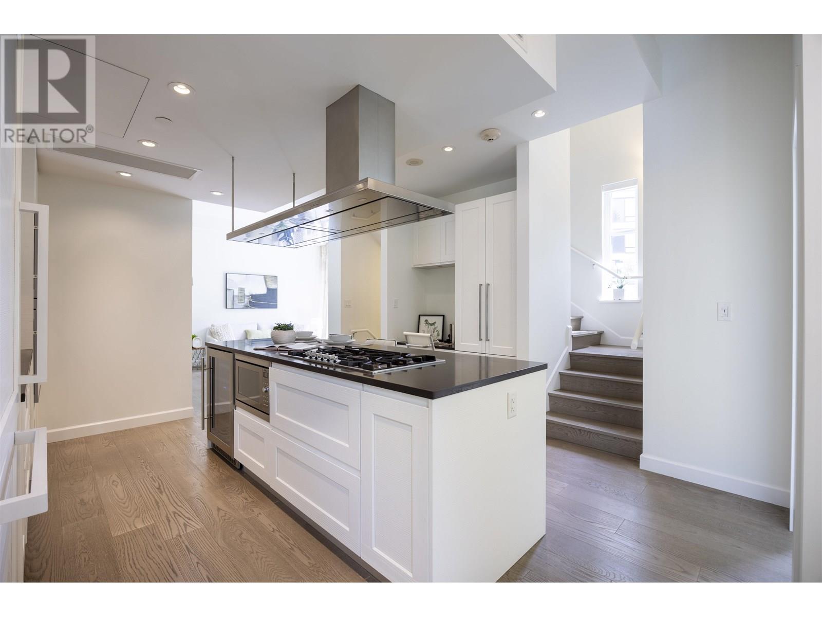 TH3 3355 BINNING ROAD, Vancouver