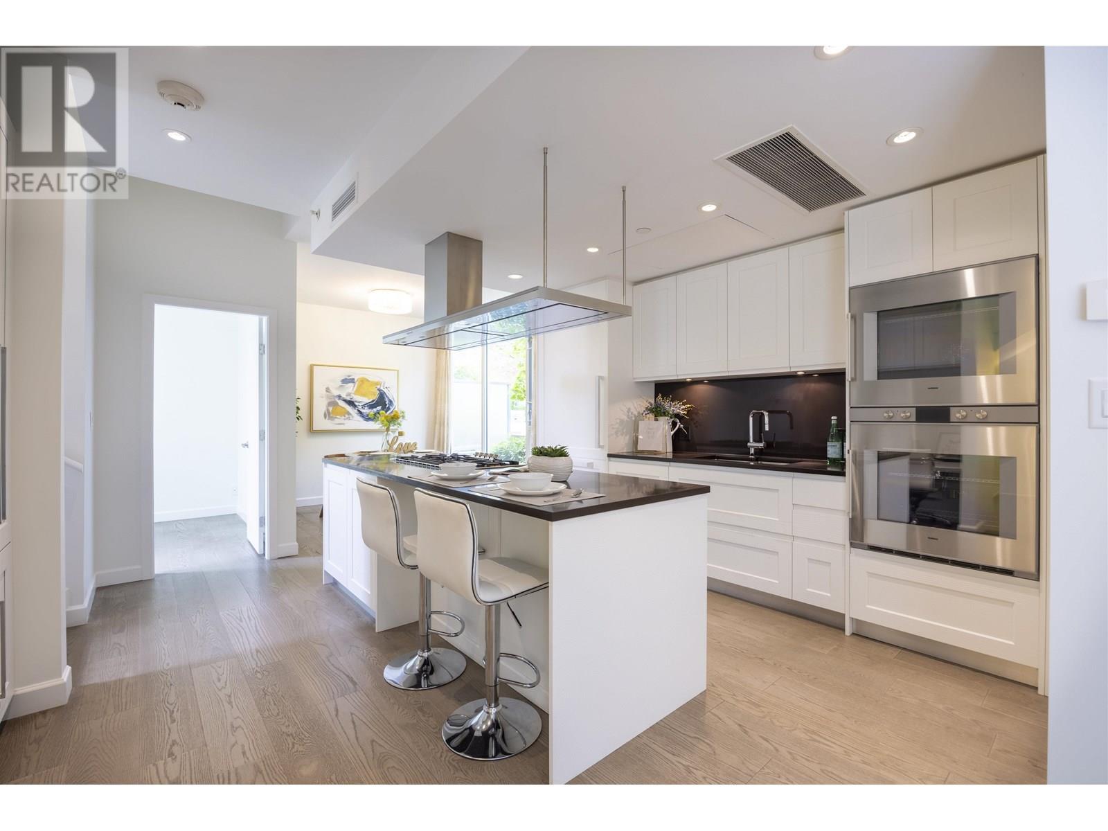 TH3 3355 BINNING ROAD, Vancouver