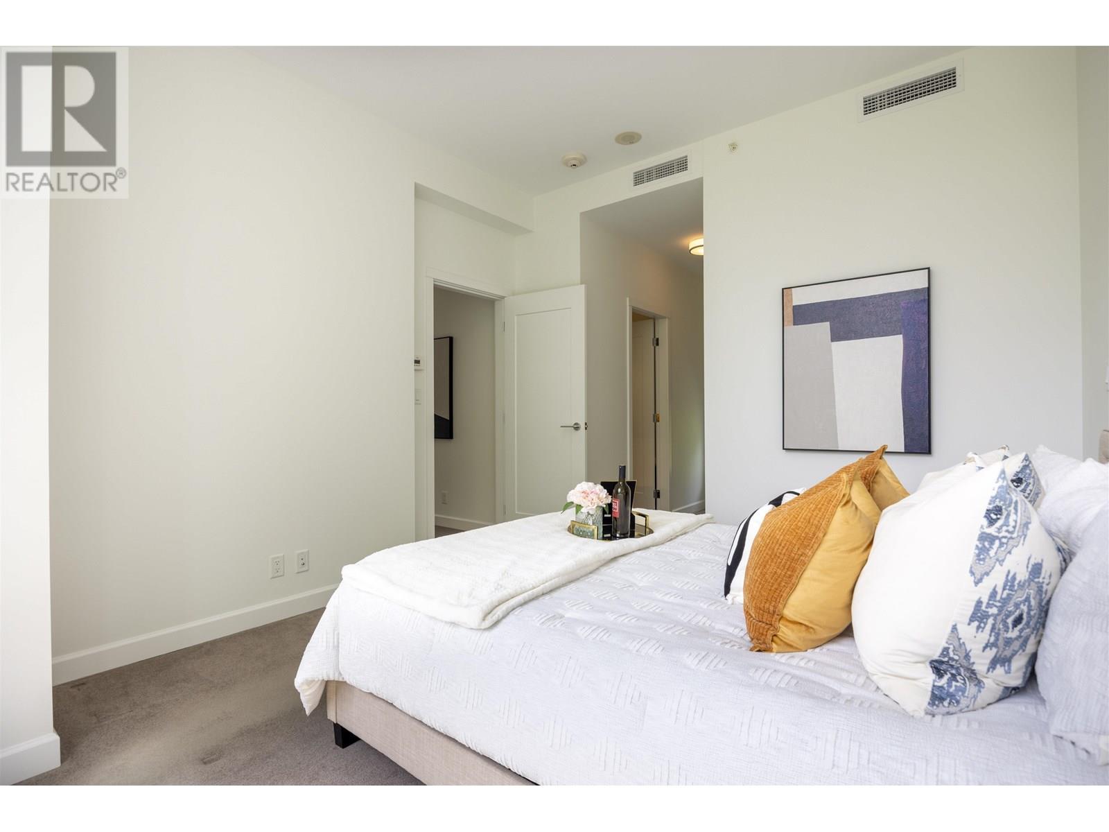 TH3 3355 BINNING ROAD, Vancouver