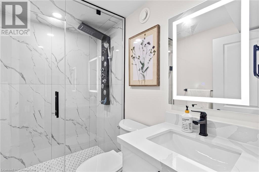 Photo 7 of 523 Pinegrove Road Unit Lower, Oakville ON
