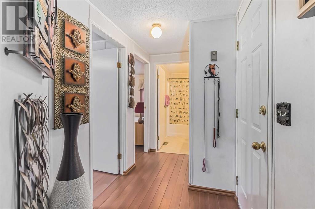Single Family House Mobile Home for Sale in    Street NW Greenwood/Greenbriar Calgary 