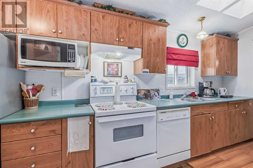 Single Family House Mobile Home for Sale in    Street NW Greenwood/Greenbriar Calgary 