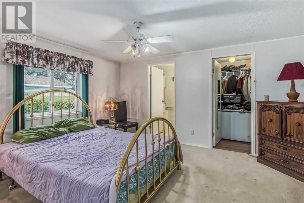 Single Family House Mobile Home for Sale in    Street NW Greenwood/Greenbriar Calgary 