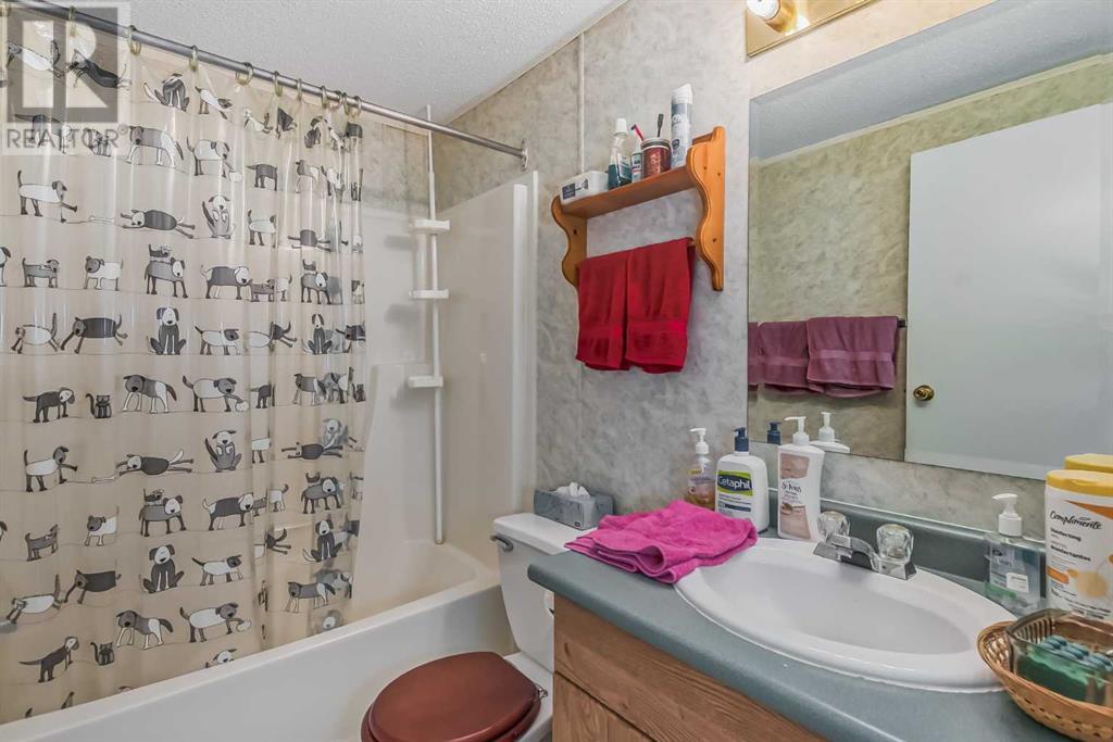 Single Family House Mobile Home for Sale in    Street NW Greenwood/Greenbriar Calgary 