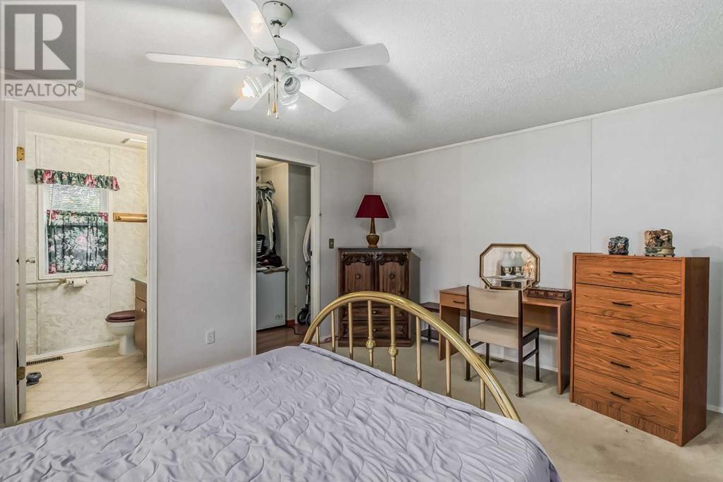 Single Family House Mobile Home for Sale in    Street NW Greenwood/Greenbriar Calgary 