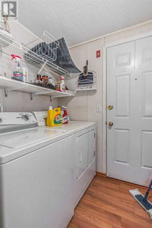 Single Family House Mobile Home for Sale in    Street NW Greenwood/Greenbriar Calgary 