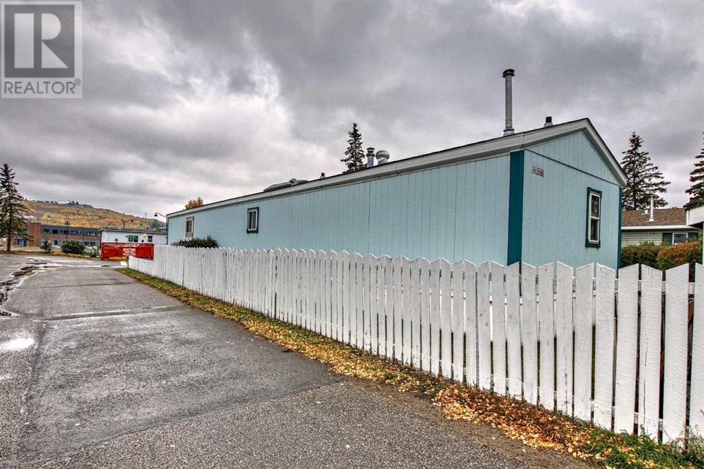 Single Family House Mobile Home for Sale in    Street NW Greenwood/Greenbriar Calgary 