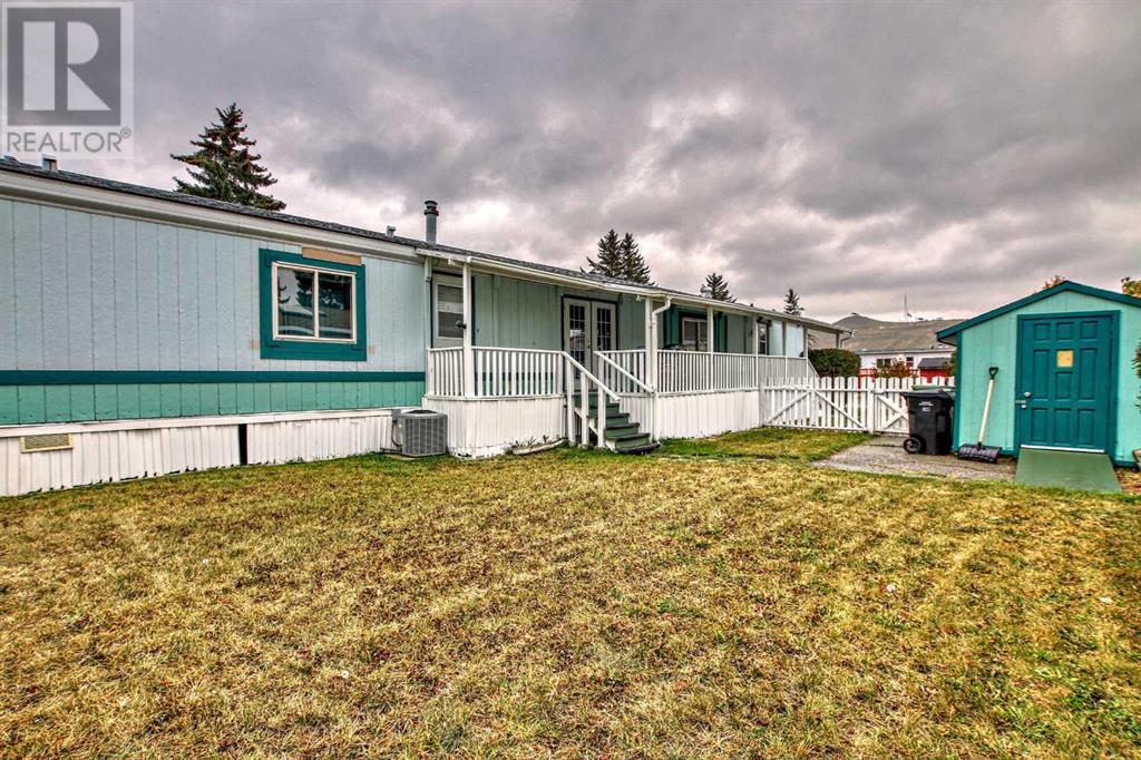 Single Family House Mobile Home for Sale in    Street NW Greenwood/Greenbriar Calgary 